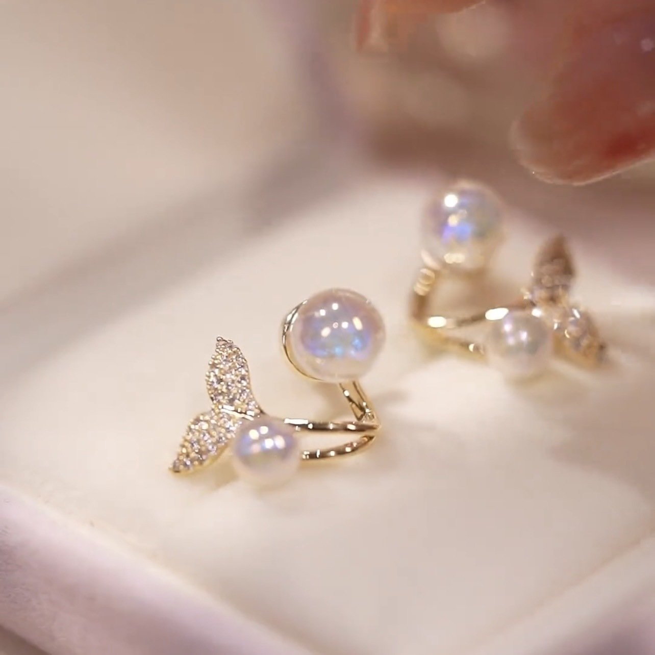 (🔥NEW)Delicate Mermaid Stud Earrings-POIULTD