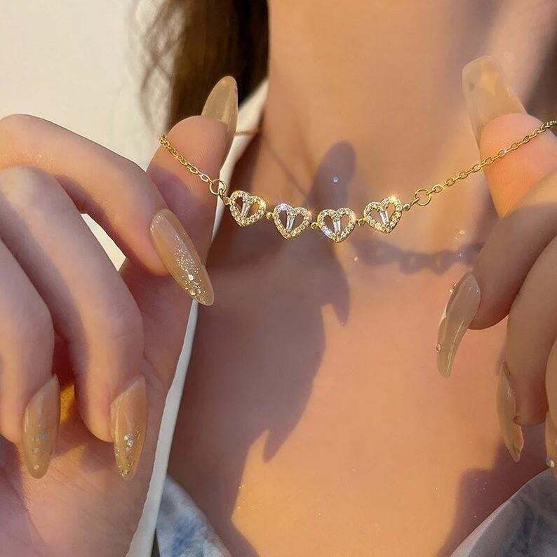🔥 Last Day Promotion 48% OFF🎁Lucky Heart Sterling Silver Necklace WITH SIX ROSES💖-POIULTD