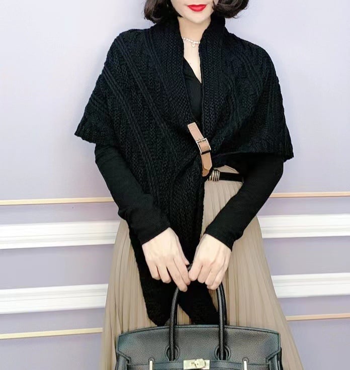 Knitted Triangle Shawl with Leather Buckle-POIULTD