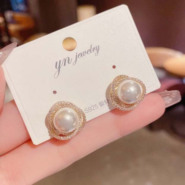 Zircon Wrapped Pearl Stud Earrings-POIULTD