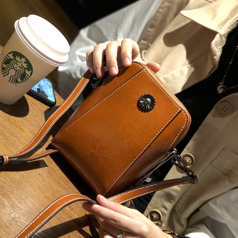 Women's soft leather mobile phone bag messenger bag-POIULTD