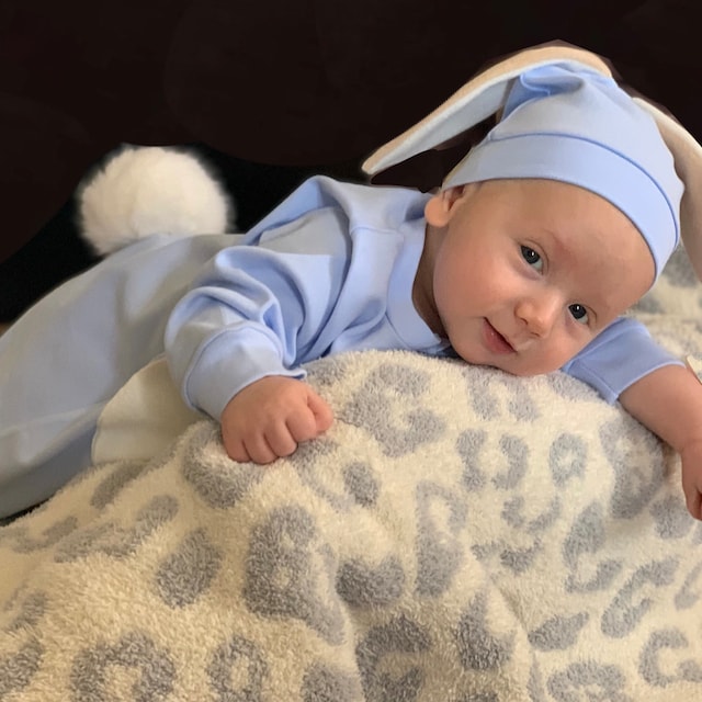 Personalized Bunny Outfit For Baby - 🐰Embroidery Name