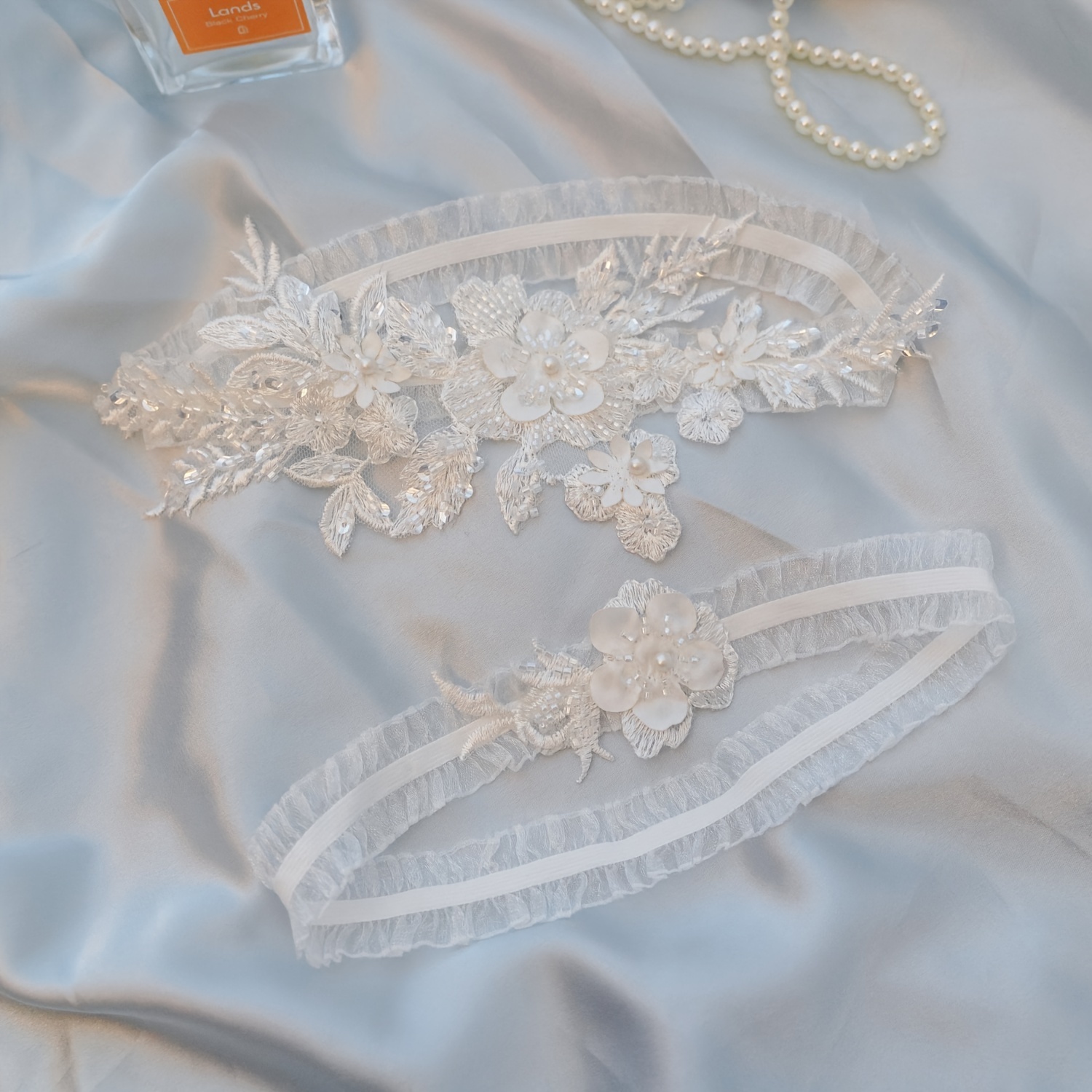 Women White Embroidered Flowers Lace Garter 2pcs