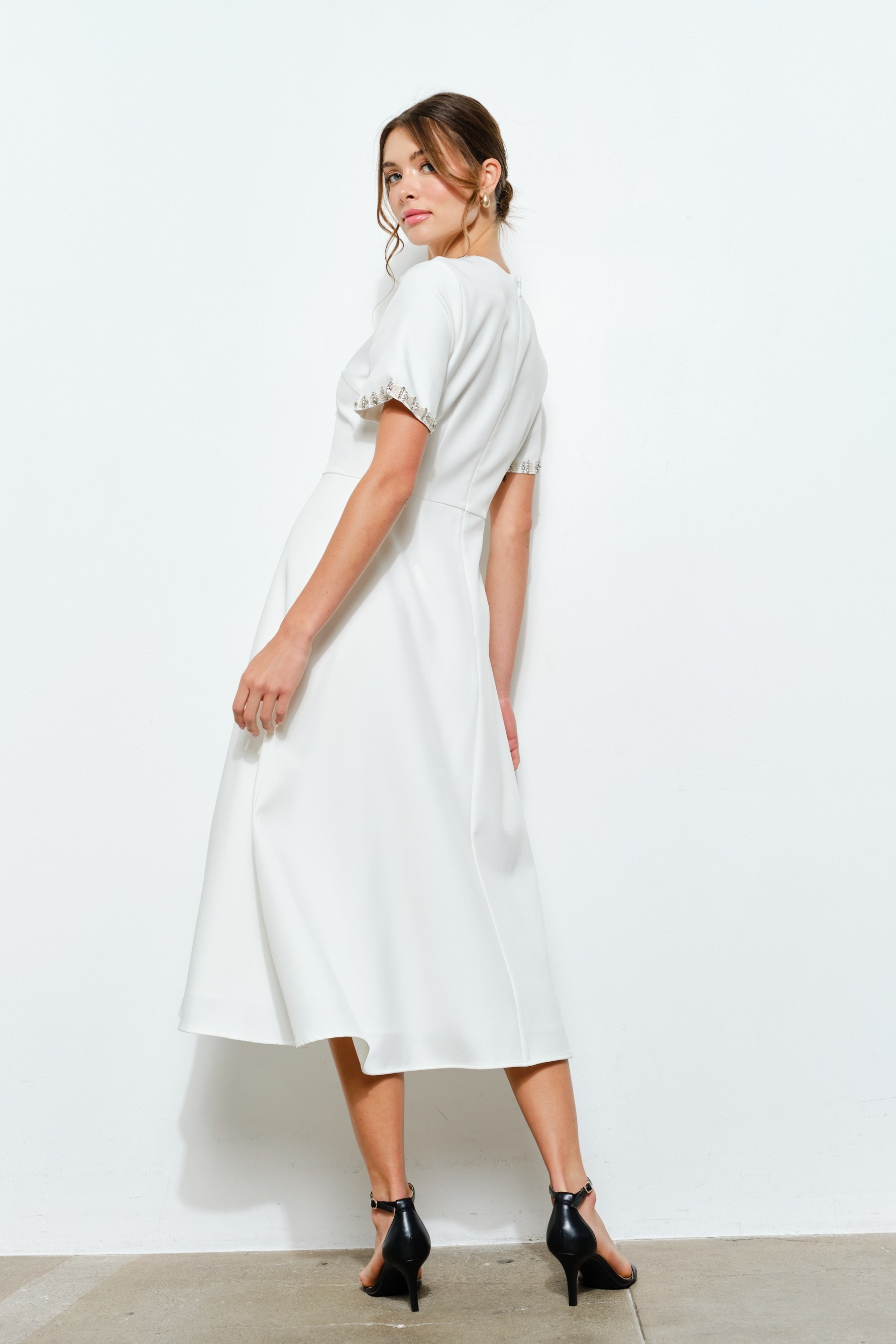 Short Sleeve Embellished Bow Midi Dress #23704849