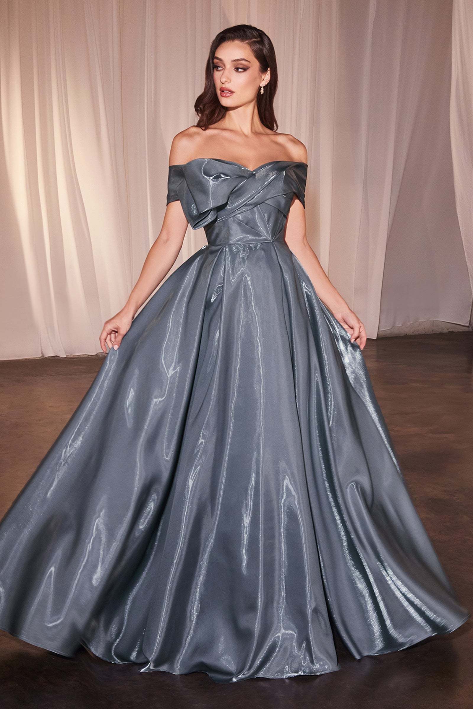 ​​Elegant Sweetheart Off-The-Shoulder Organza Ball Gown #CD801