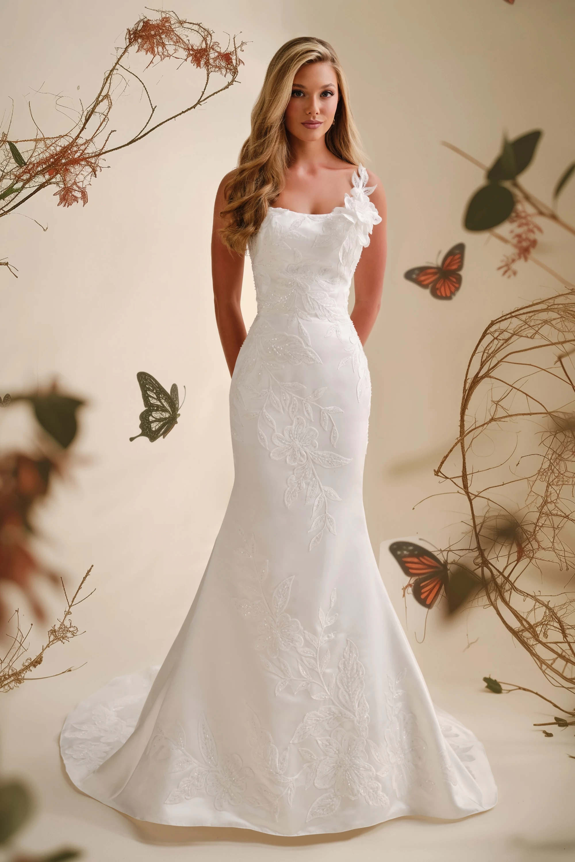 Mermaid Curved 3D Lace Flowers Wedding Dress Enchanting by Mon Cheri E627