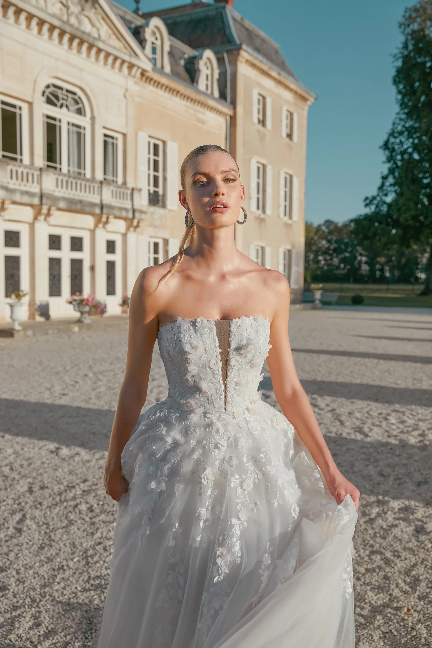 Graceful A-Line Strapless 3D Petals Sequins Lace Wedding Dress 44472