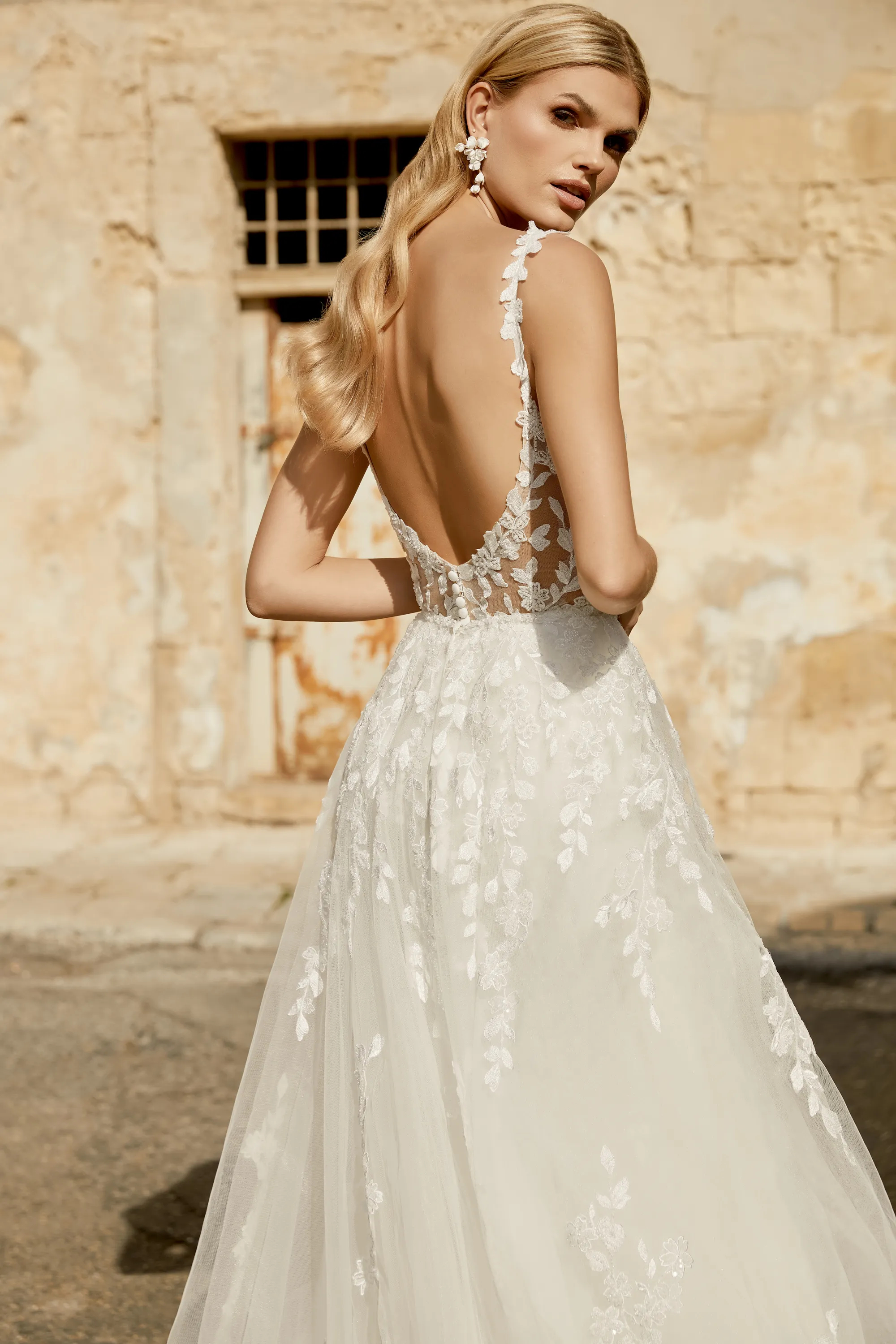 Allover Scoop Fit and Flare Beading Sequins Tulle Chapel Wedding Dress 44482