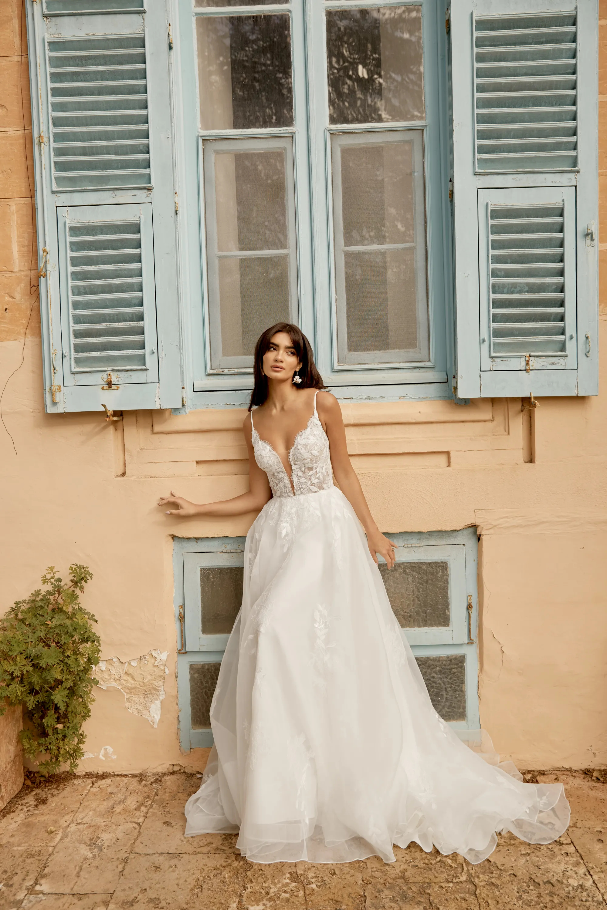 Graceful A-Line Plunge V-Neck Sequins Lace Wedding Dress 44486