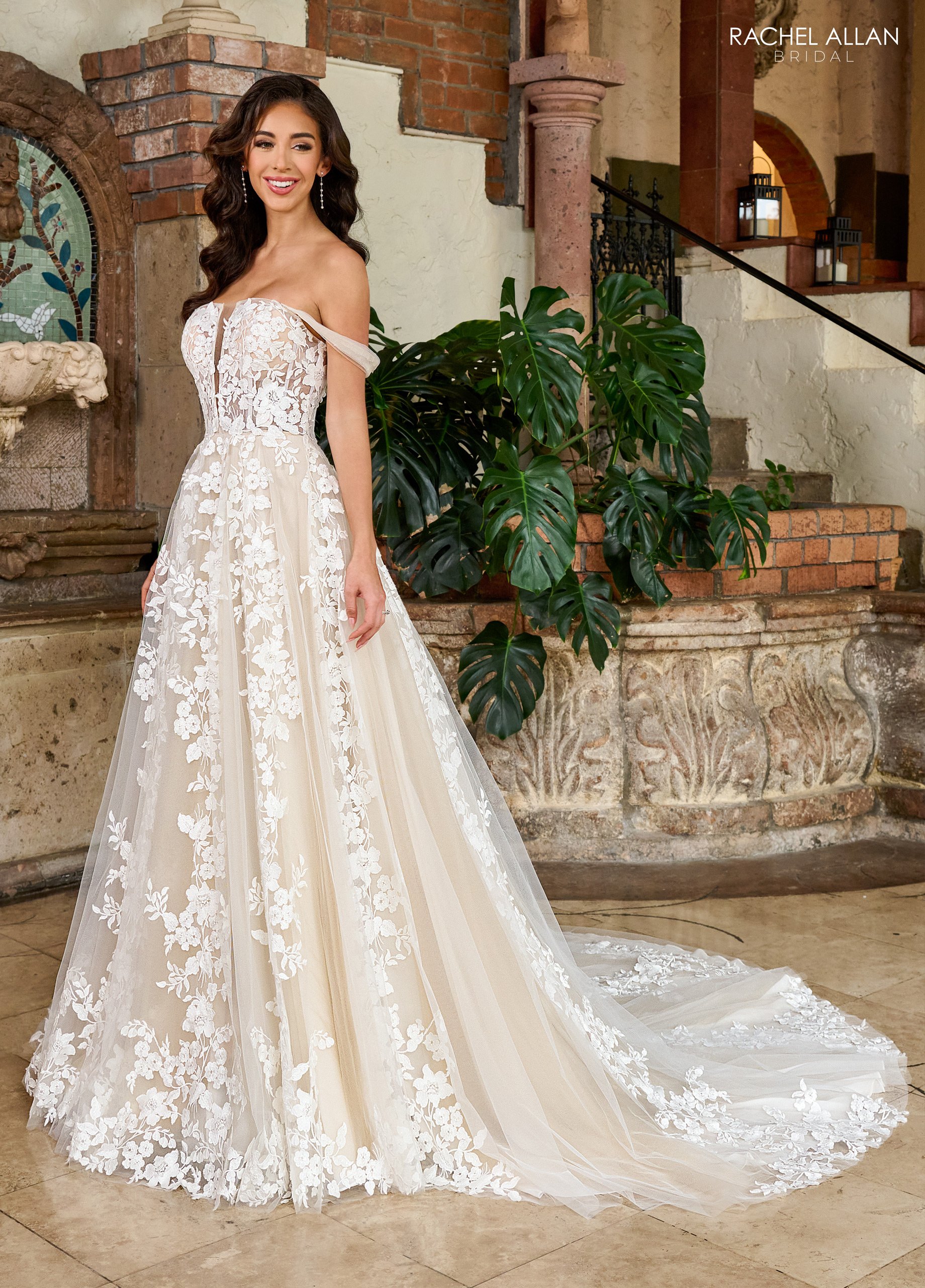Elegance A-Line Strapless Sweetheart Floral Lace Wedding Dress RB4185