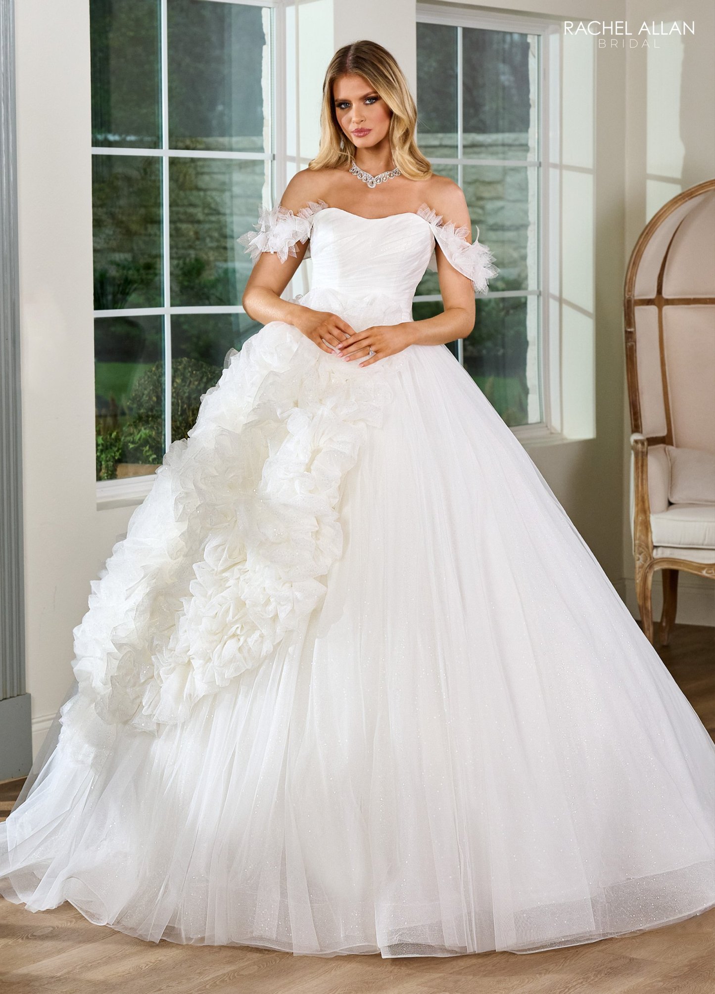 Romance Off-The-Shoulder Glittering Tulle 3d Flowers Wedding Dress RB6153