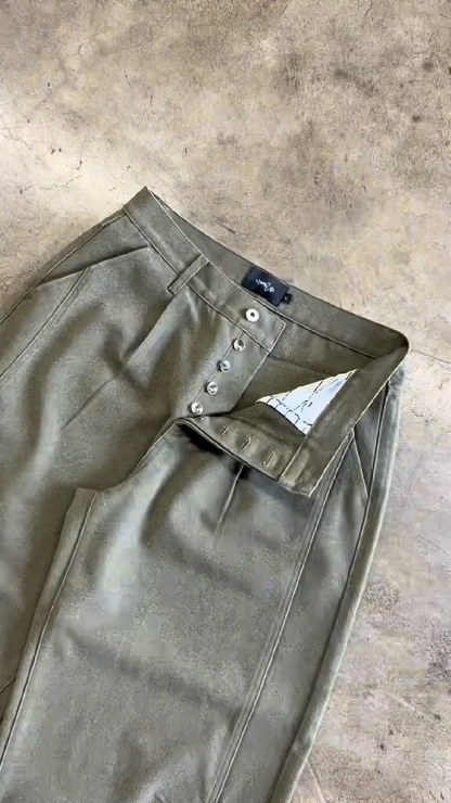 Wide-leg canvas pleated trousers