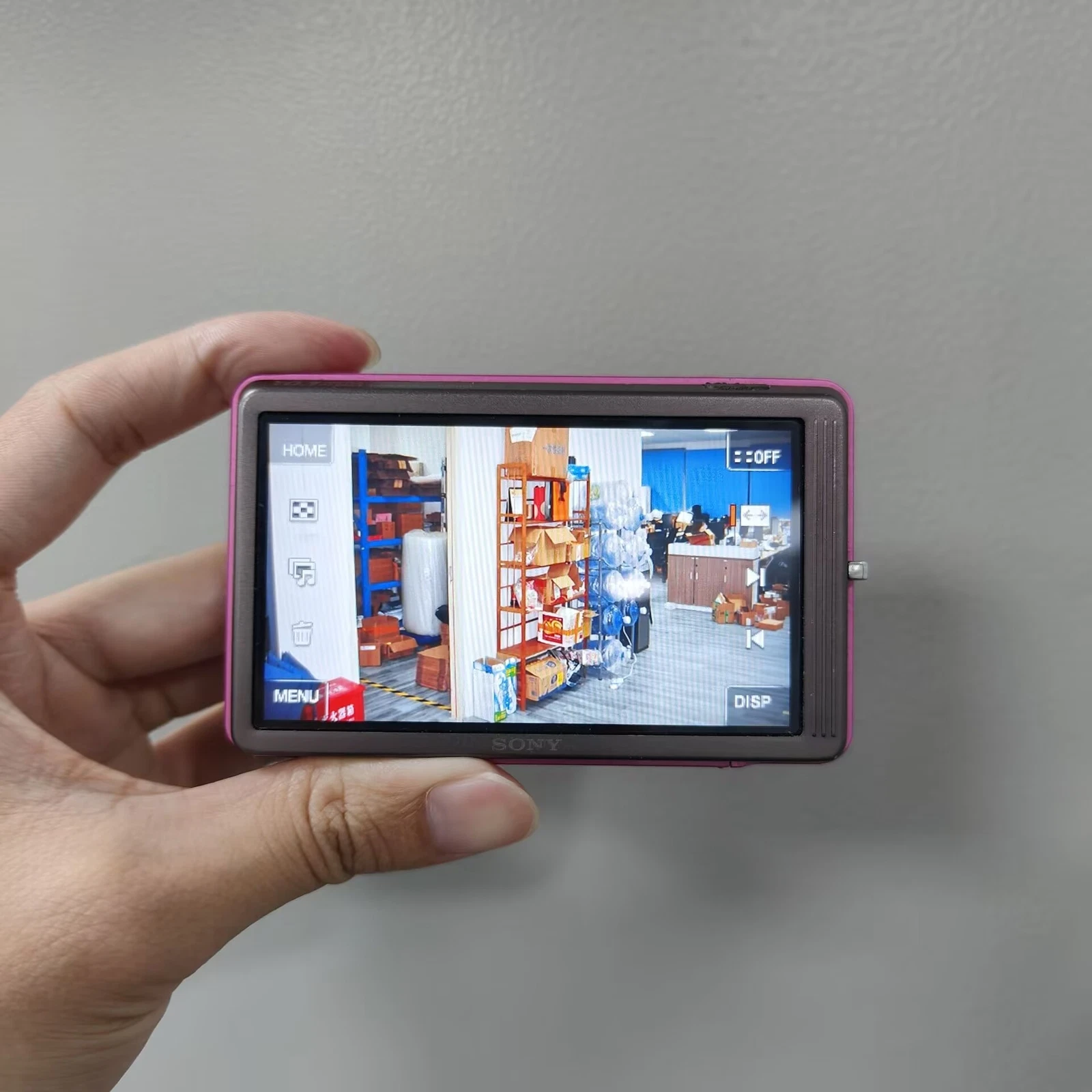 Cybershot DSC-T700 10MP Digital Camera 4x Optical Zoom w/SD Card,Charger