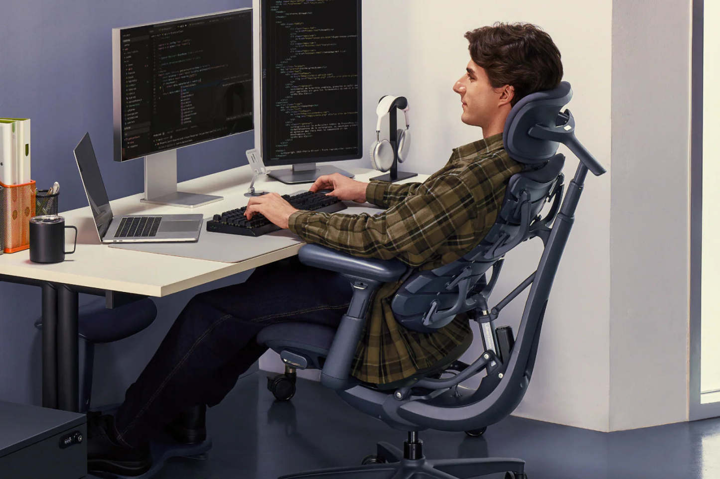 LiberthtNovo - Omni Dynamic Ergonomic Chair