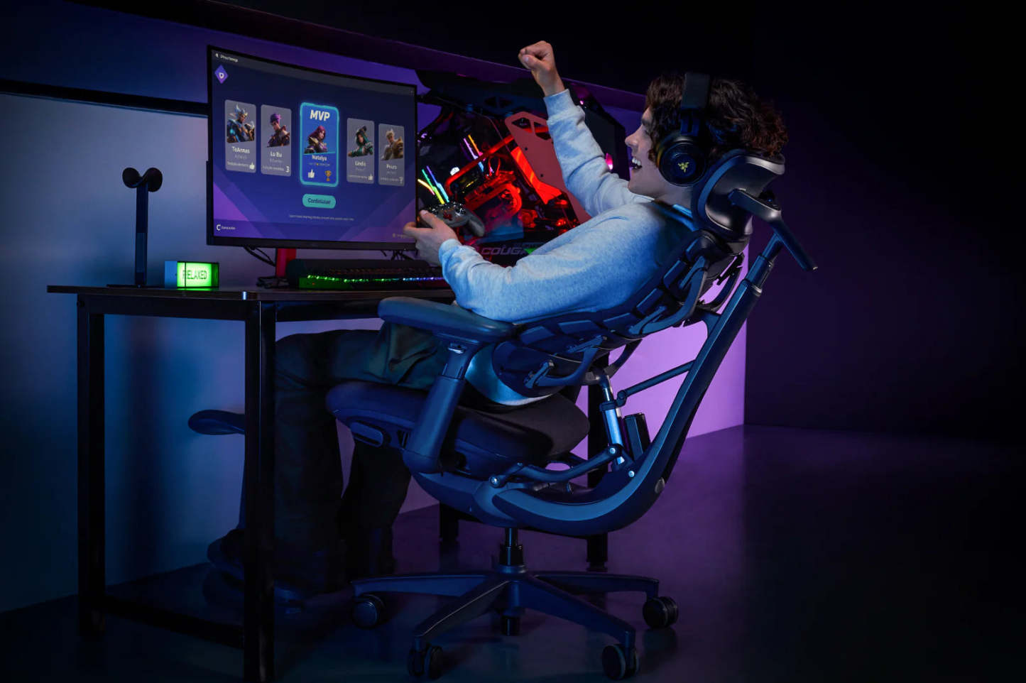 LiberthtNovo - Omni Dynamic Ergonomic Chair