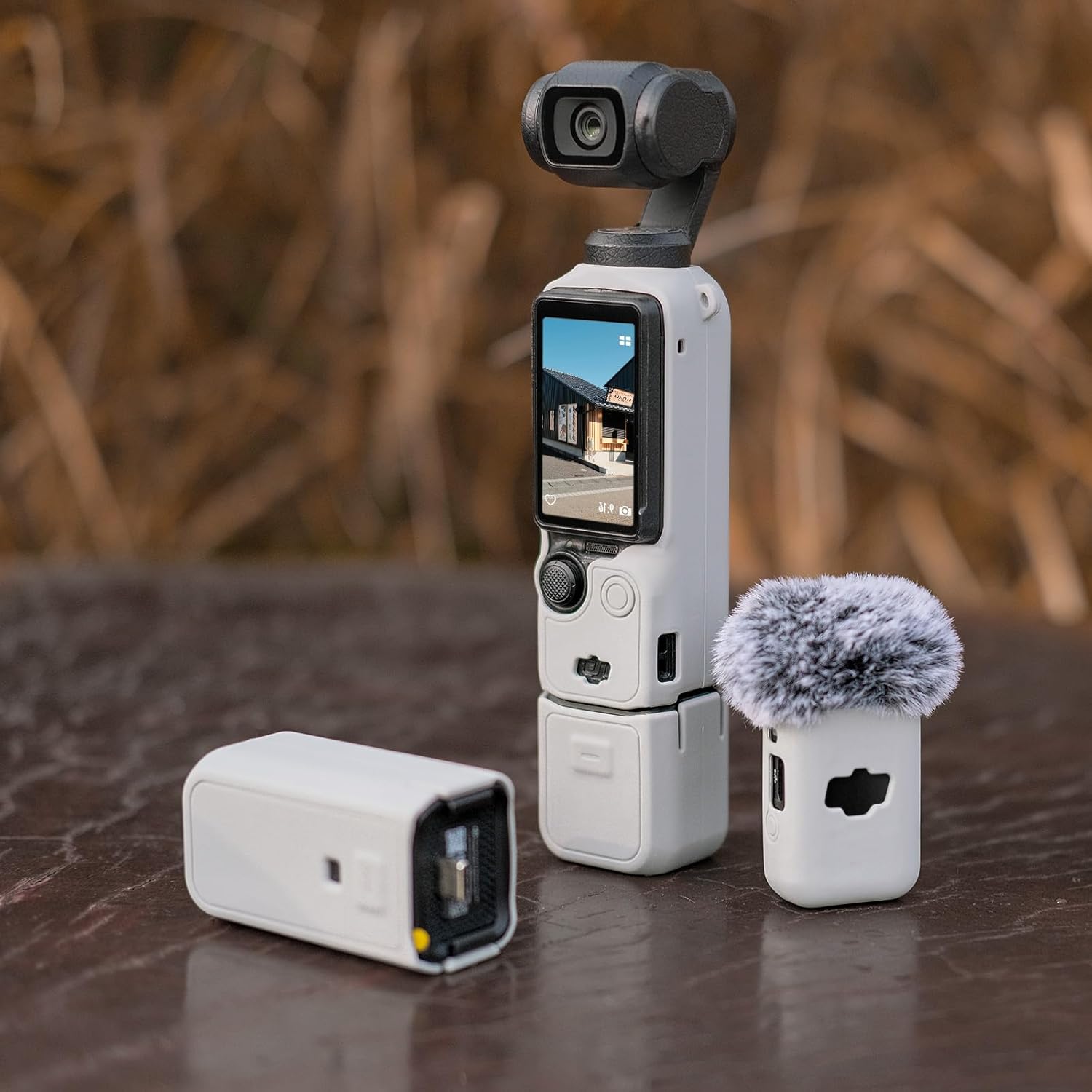 Pocthtket 3 Case, Soft Silicone Protective Case Compatible with DJI Osmo Pockthtet 3 Creator Combo, Lightweight creen Protector Grip Cover Accessories for Xtra Muse - Pink