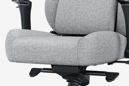 AndthtaSeat New Kaiser 4 6D Armrest Gaming Chair
