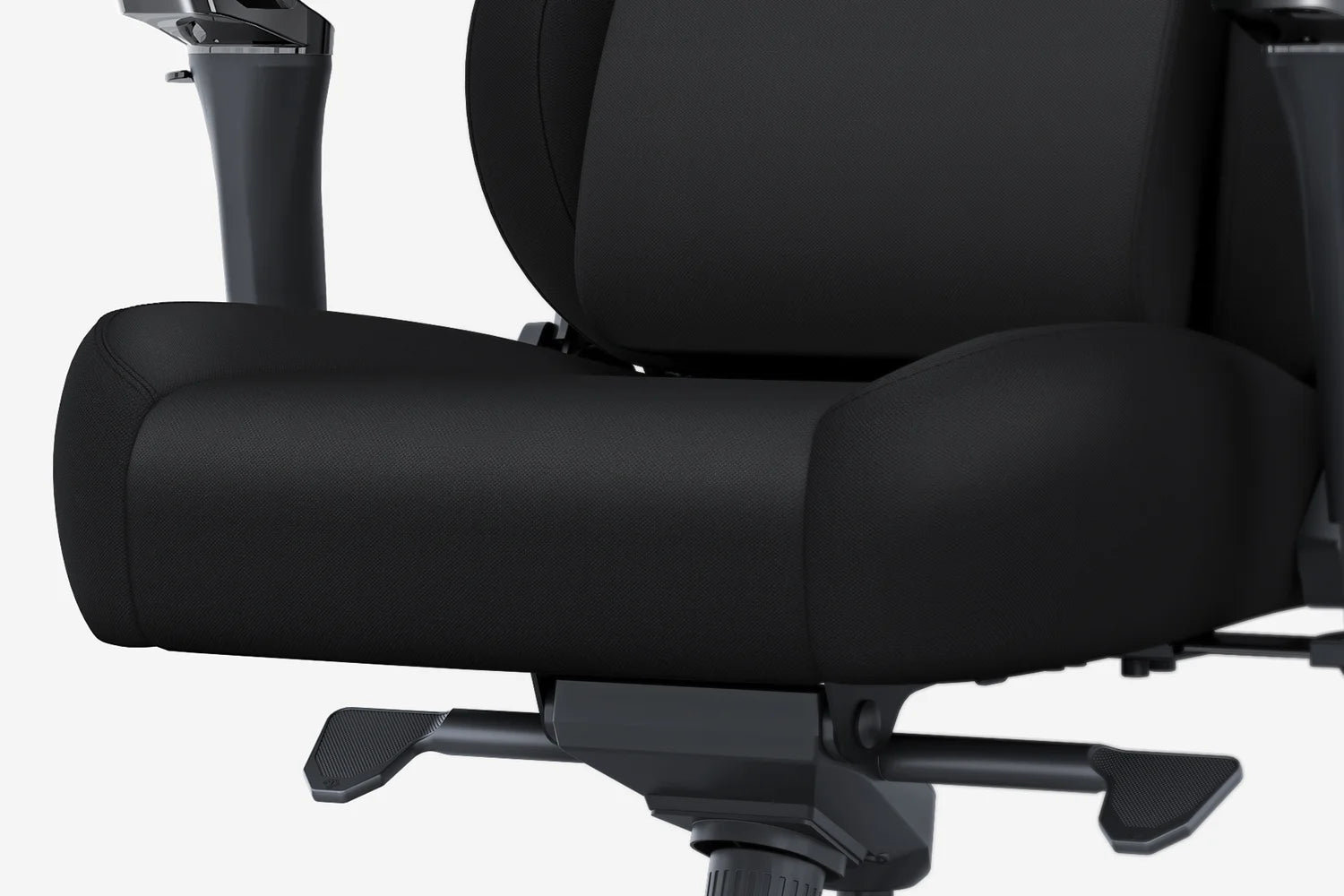 AndthtaSeat New Kaiser 4 6D Armrest Gaming Chair