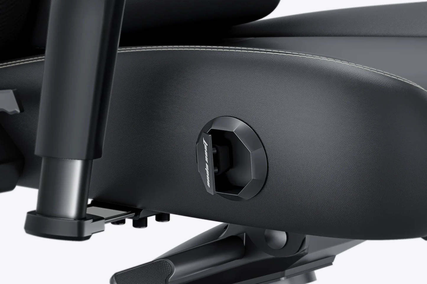 AndthtaSeat New Kaiser 4 6D Armrest Gaming Chair