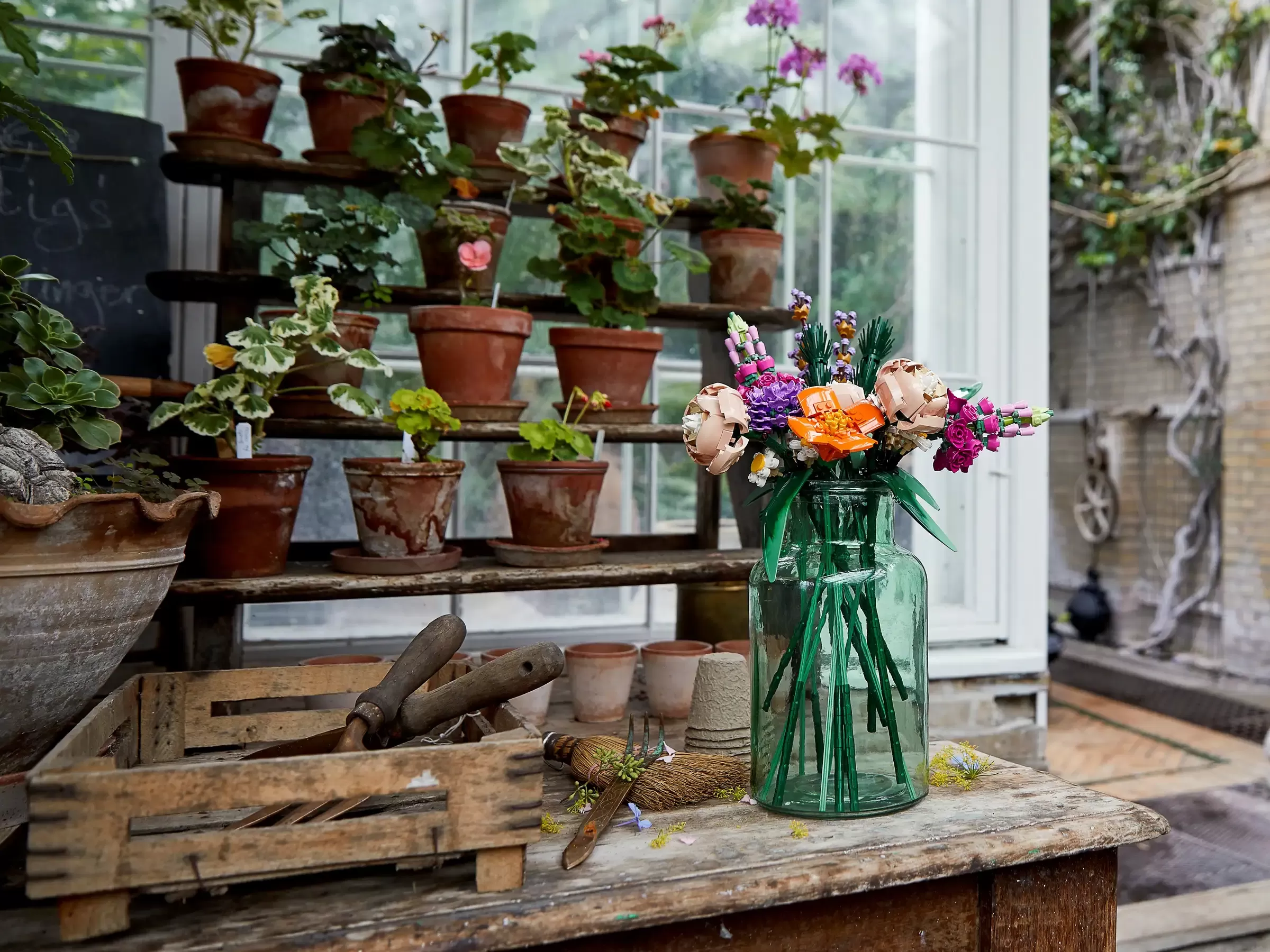 ICONS FLOWER BOUQUET