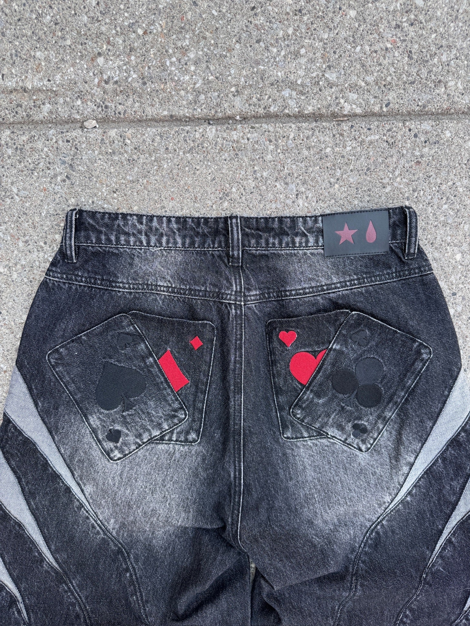 Hisoka's jeans Black