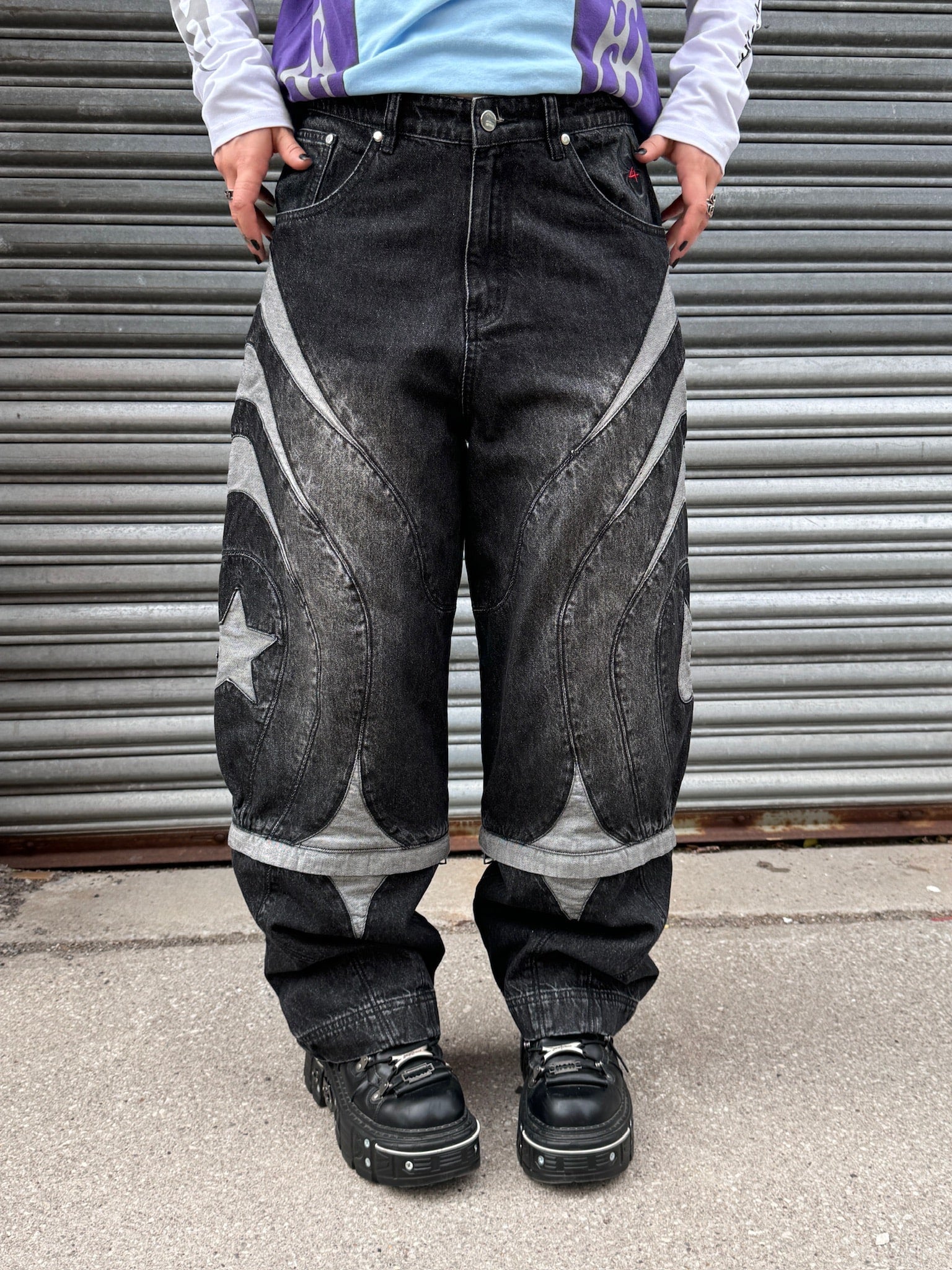 Hisoka's jeans Black