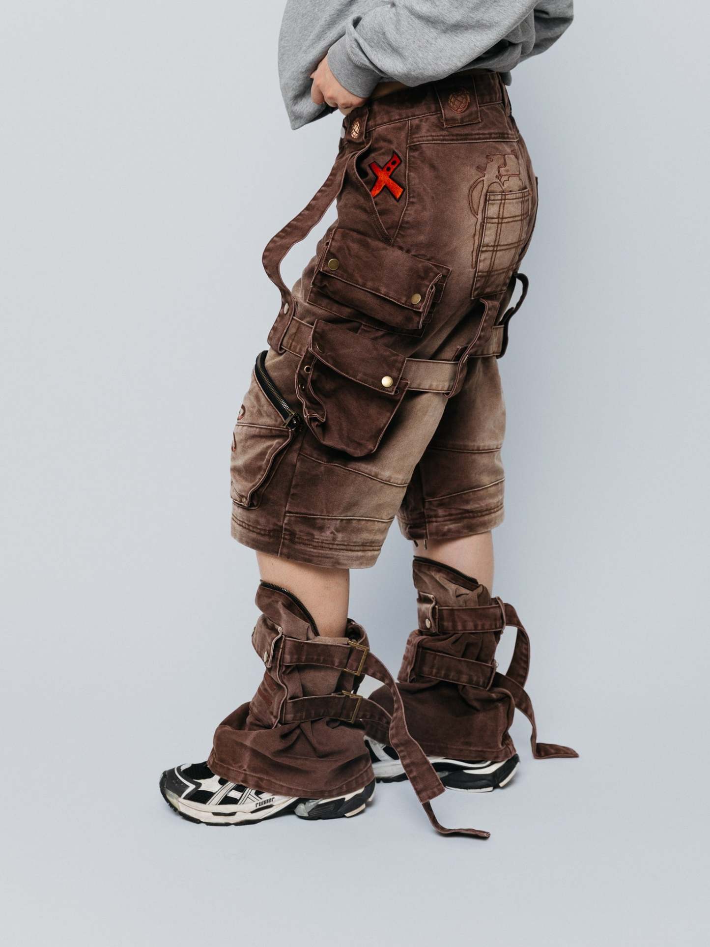 "ACADEMY" Cargo Pants Brown