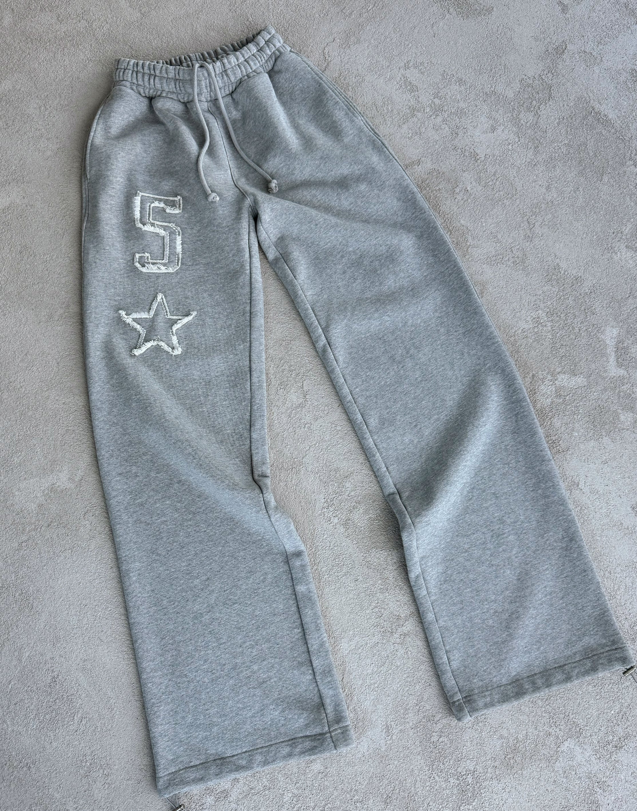 Baggy Grey Star Sweatpants