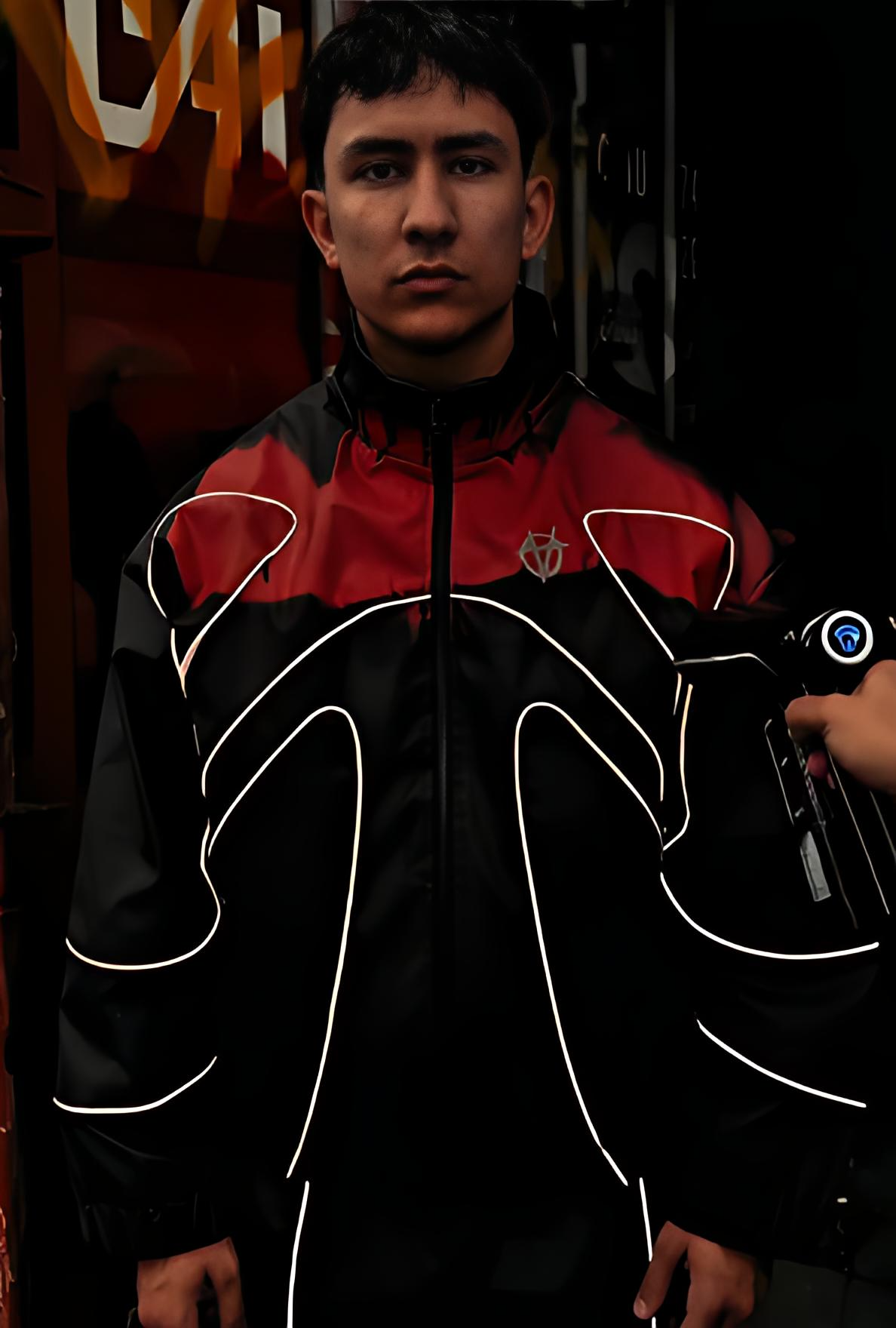 HEAT REACTIVE + REFLECTIVE WINDBREAKER