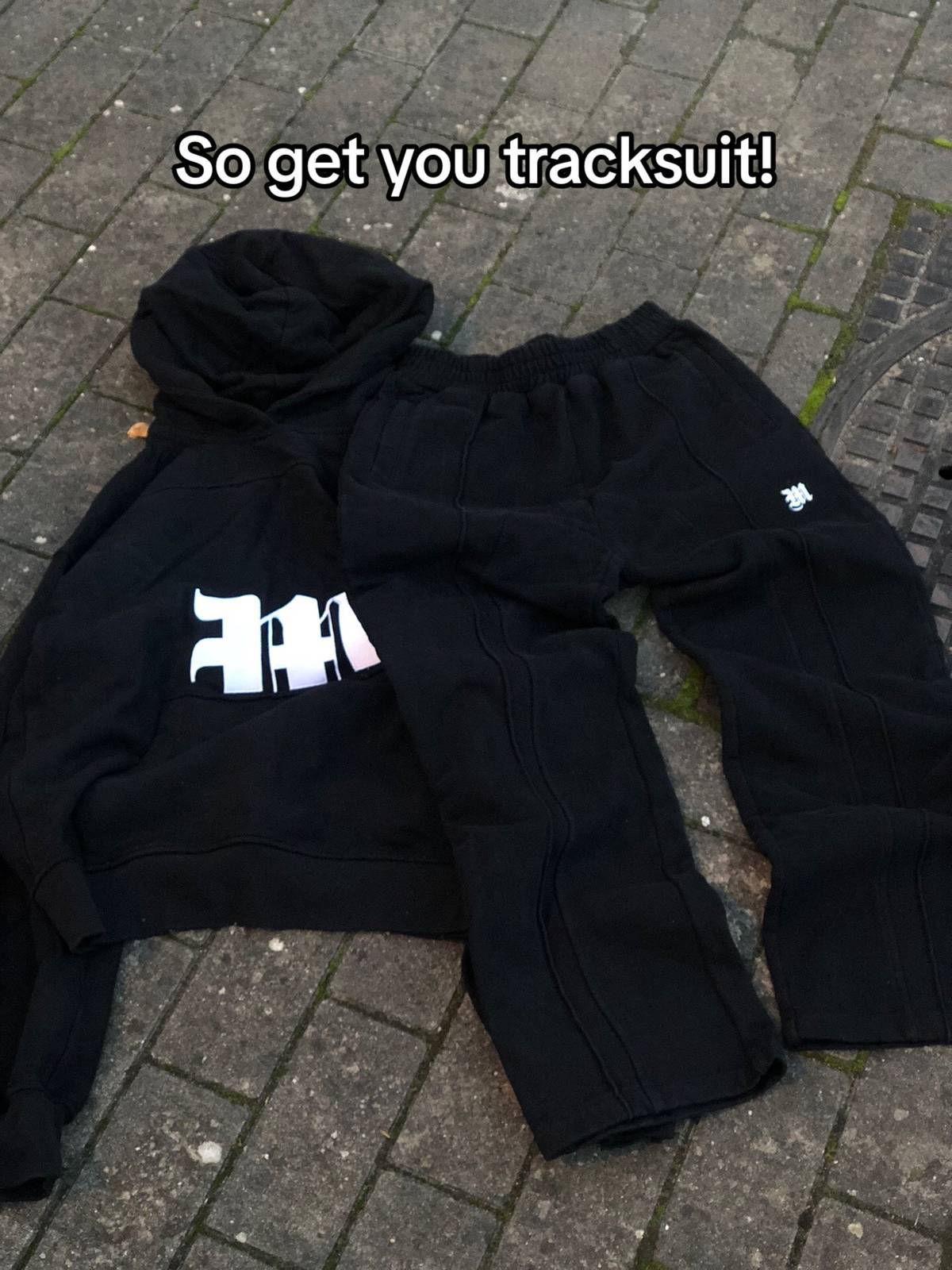 Half M Lined Tracksuit