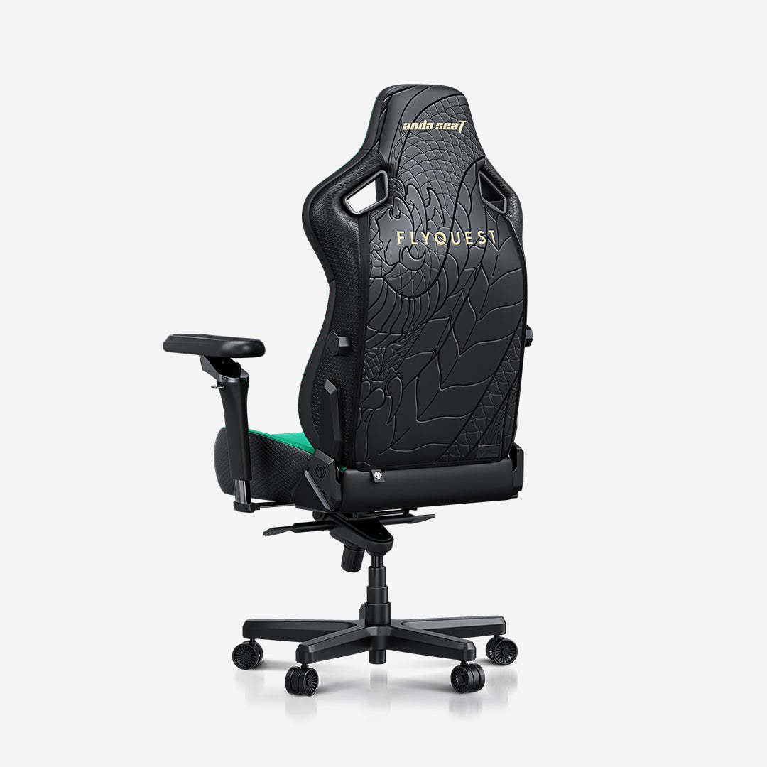 AndthtaSeat New Kaiser 4 6D Armrest Gaming Chair