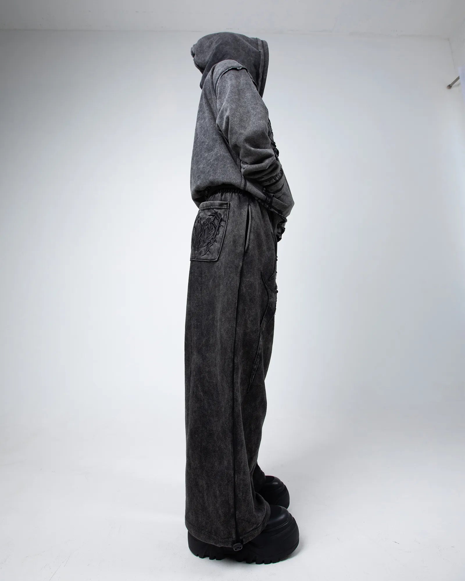 "Phantom Troupe" Sweats