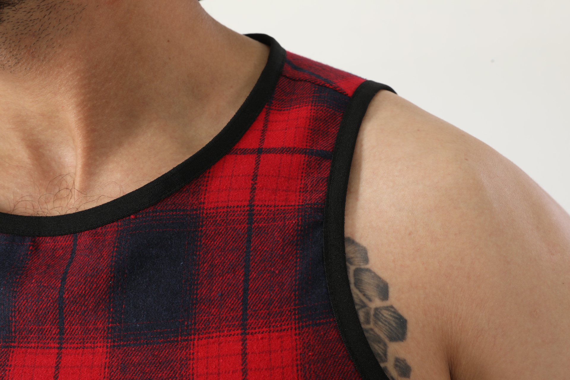 Ringed Men's Harness: Bold and Stylish Strap Design