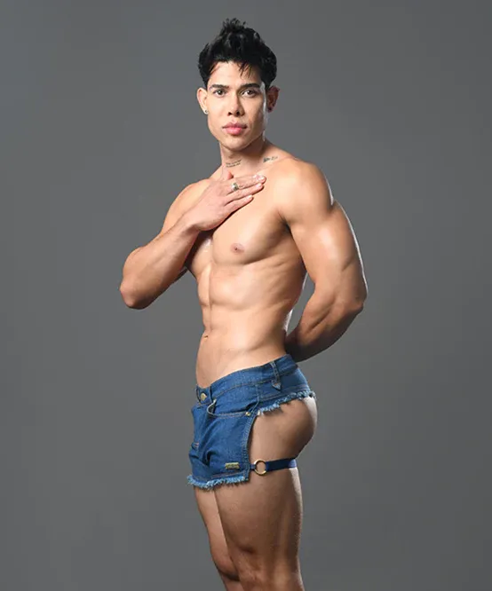 Retro Castro Distressed Exposed-Back Shorts – Bold & Daring Design