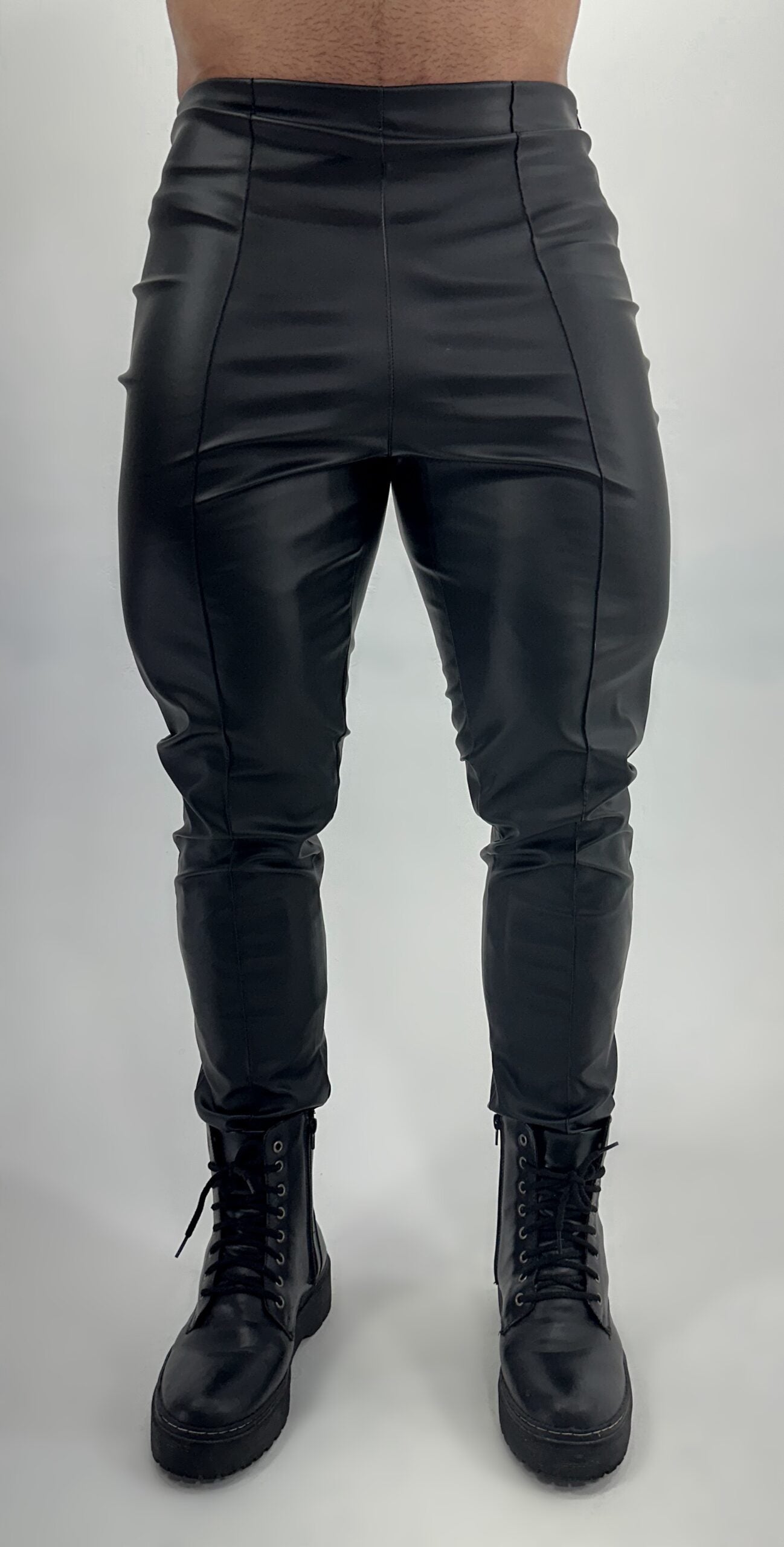 Mysteryglove Stylish Two-Piece Outfit