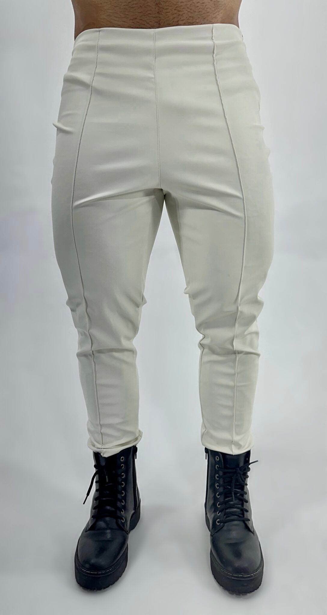 Mysteryglove Stylish Two-Piece Outfit