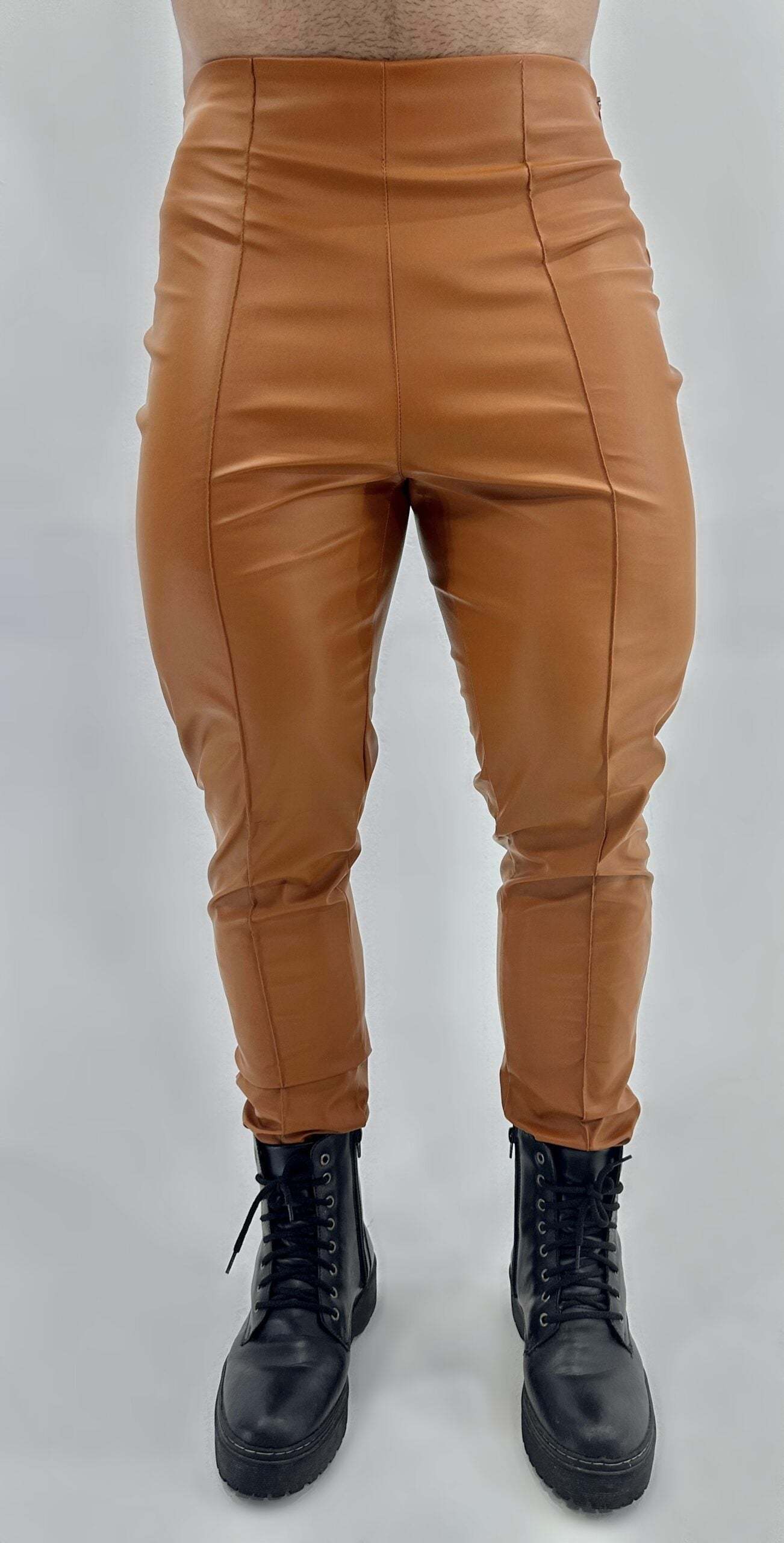 Mysteryglove Stylish Two-Piece Outfit