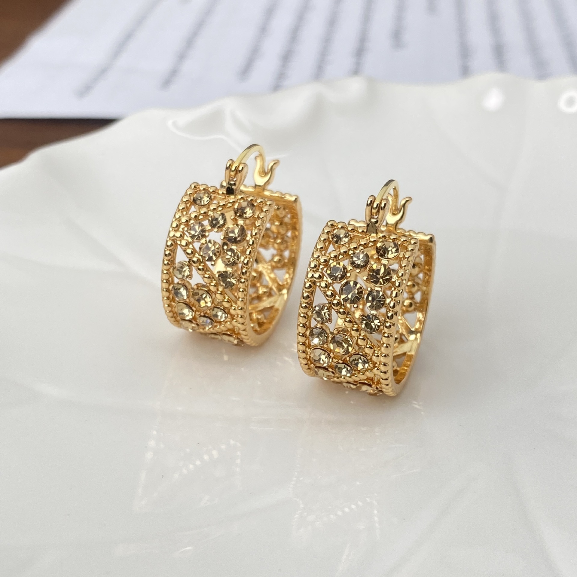 Vintage Delicate Hoop Earrings A Pair
