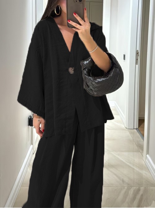 Fashionable casual suit, V-neck one-button loose top and high-waisted trousers two-piece suit
