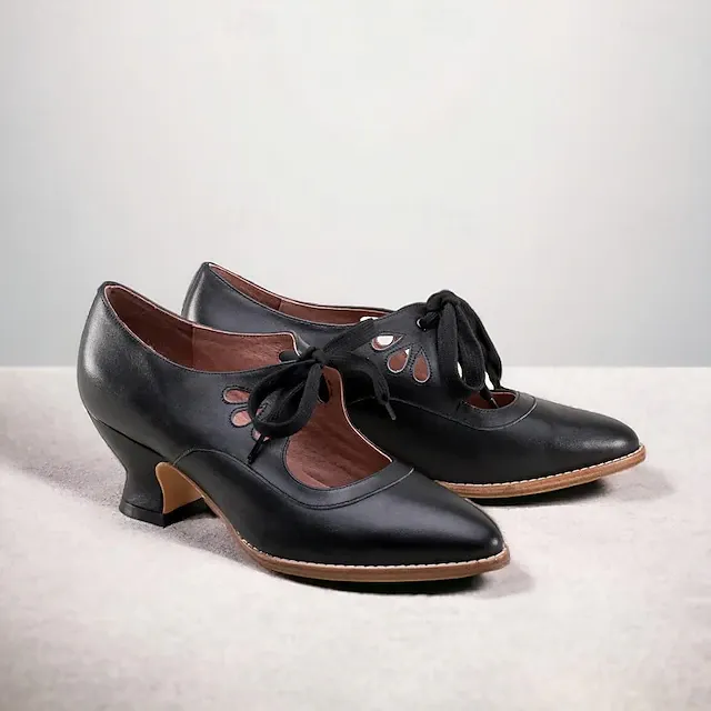 Women's Vintage Lace-Up Leather Heels