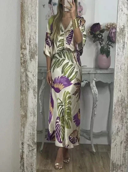 Elegant V-Neck-Two-Piece Dress