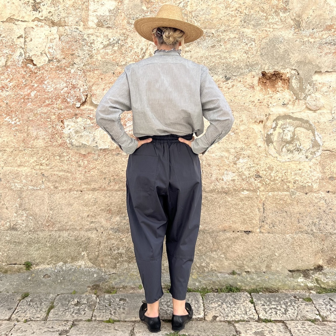 Vacation loose pants 102