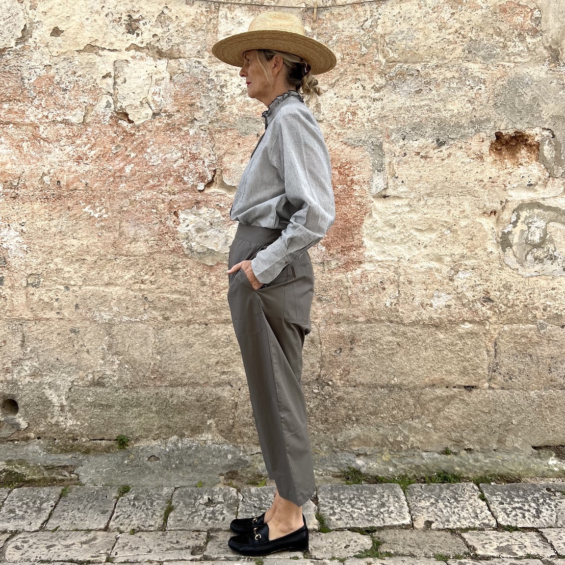 Vacation loose shirt 256