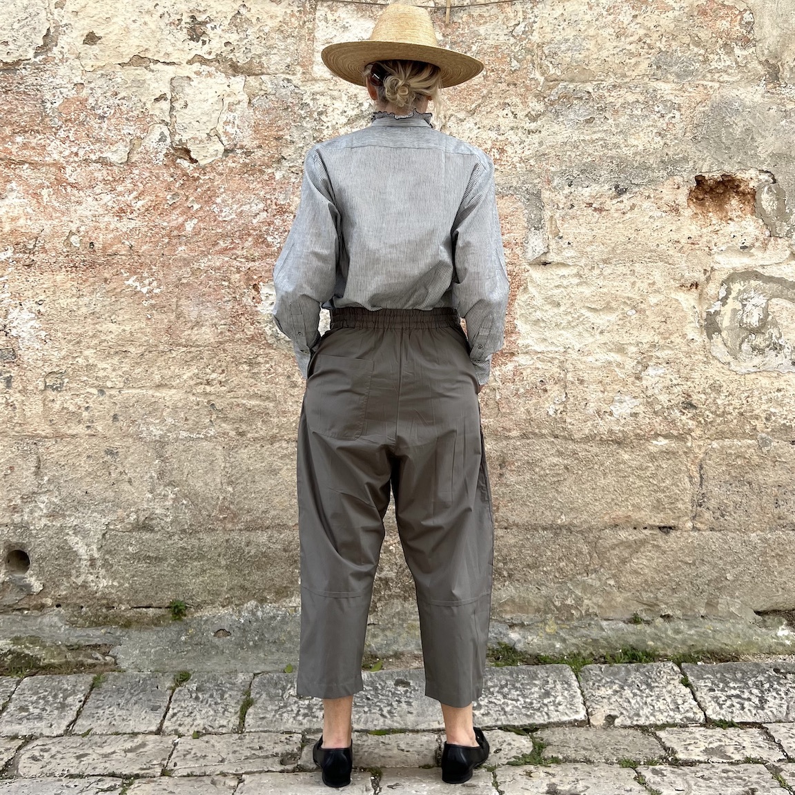 Vacation loose pants 102