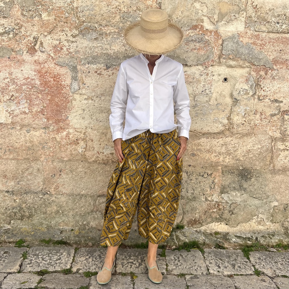 Vacation loose shirt 107