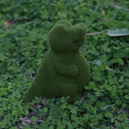🐕Decorative Peeing Dog Topiary