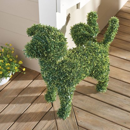 🐕Decorative Peeing Dog Topiary
