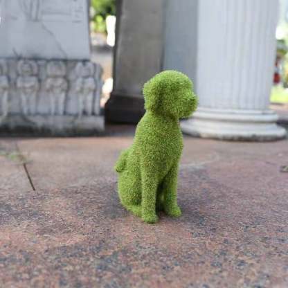 🐕Decorative Peeing Dog Topiary