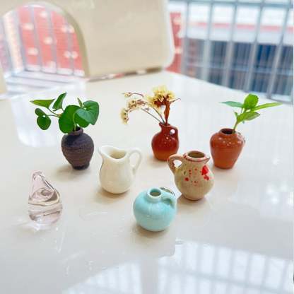 YEAR-END Promotion - 🔥Mini Ceramics Vase Fridge Magnet
