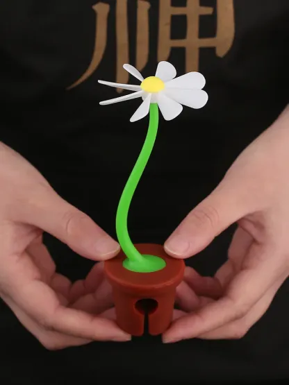 Silicone Overflow Preventer,Spill-Proof Steam Releaser Pot Lid Lifts,Cartoon Small Flower Anti-Overflow Rack Cooking Tools